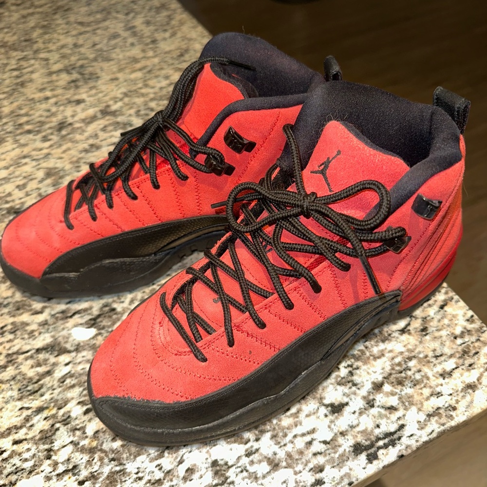 Jordan 12 Reverse Flu Game - Picture 2 of 4